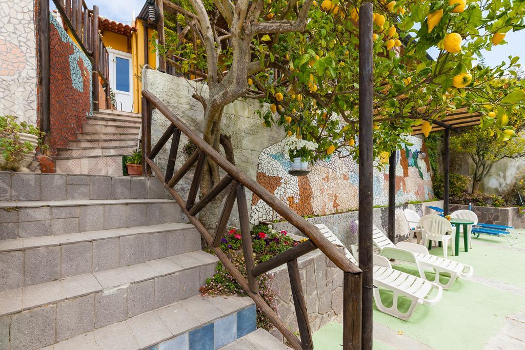 Nitrodi Experience Guest House Barano dʼIschia Екстериор снимка